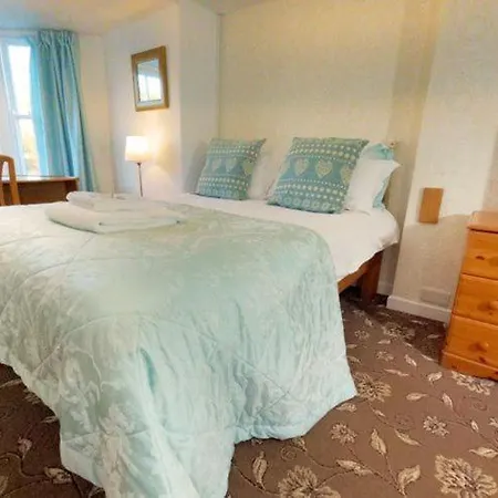 Strands Hotel/screes & Micro Brewery