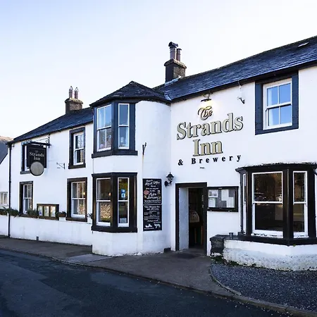 Strands Hotel/screes & Micro Brewery Hotel
