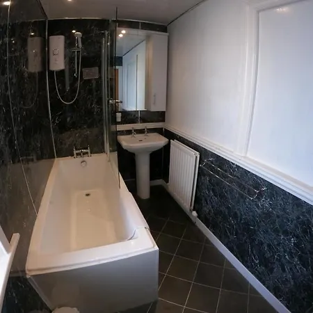 Strands Hotel/screes & Micro Brewery 3*