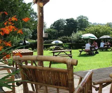 Strands Hotel/screes & Micro Brewery