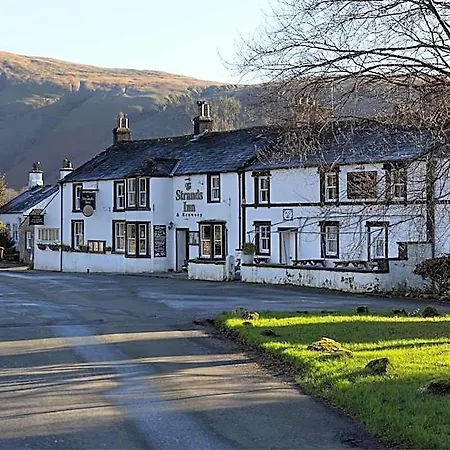 Strands Hotel/screes & Micro Brewery Otel