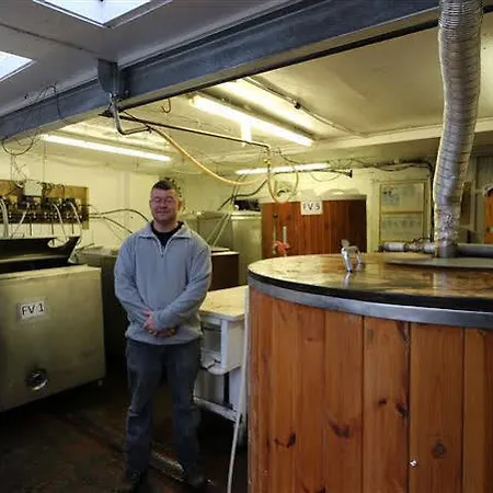 Strands Hotel/screes & Micro Brewery Otel 3*